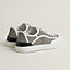 Vista: Retro, Sneakers Get