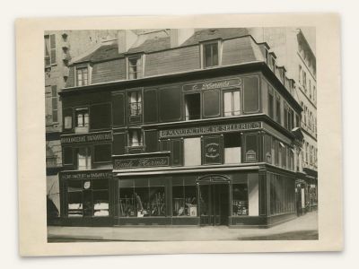 Hermès (Organizers) 1930 Shop Store, Address 24 Faubourg St