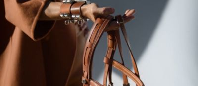 エルメスの公式オンラインストア | Hermès - エルメス-公式サイト