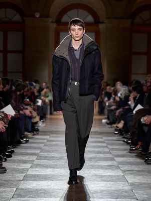 エルメスの公式オンラインストア | Hermès - エルメス-公式サイト