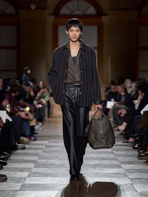 HERMES✴︎Tシャツ タートルネック リボン柄 エルメス エルメスの公式オンラインストア | Hermès - エルメス-公式サイト