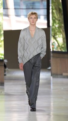 エルメスの公式オンラインストア | Hermès - エルメス-公式サイト