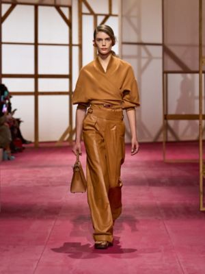 Women's Spring/Summer 2025 Runway Show | Hermès Macau SAR Women's Spring/Summer 2025 Runway Show | Hermès Macau SAR