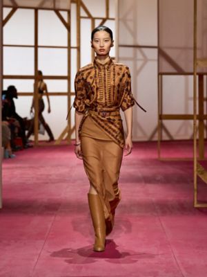 Women's Spring/Summer 2025 Runway Show | Hermès Macau SAR Women's Spring/Summer 2025 Runway Show | Hermès Macau SAR