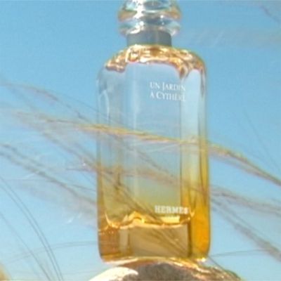 Un Jardin à Cythère Eau de Toilette Travel Spray - HERMÈS