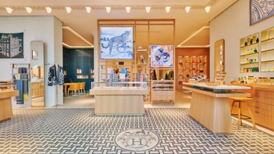 Hermes Captures The Sparkling Sea In Its Renovated Store In Istinye Park Istanbul Hermes Usa