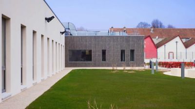 A Hericourt Renaissance D Une Manufacture Hermes Hermes France