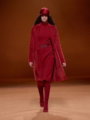 Hermès Fall-Winter 2023-24 - fiery colours, feminine sensuality