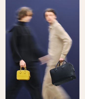 プルームバッグコレクションのすべて | Hermès - エルメス-公式サイト