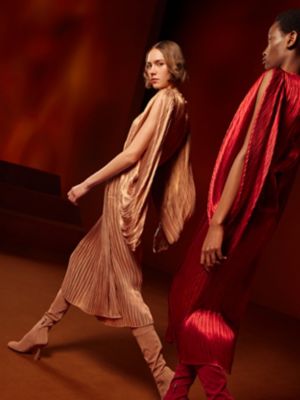 Hermès Fall-Winter 2023-24 - fiery colours, feminine sensuality