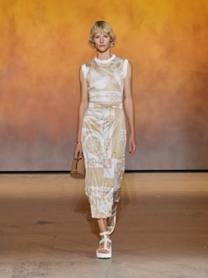 Women's spring-summer 2022 fashion show | Hermès Saudi Arabia