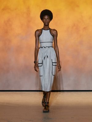 2022年春夏レディスコレクション ショー | Hermès - エルメス-公式サイト