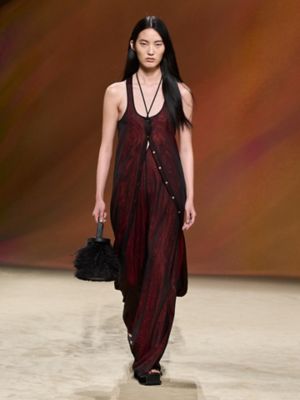 Hermès 2023 Verão novos chinelos frios de sola grossa Casal feminino  chinelos de praia desodorantes velcro sapatos de segundo tio feminino O8AR