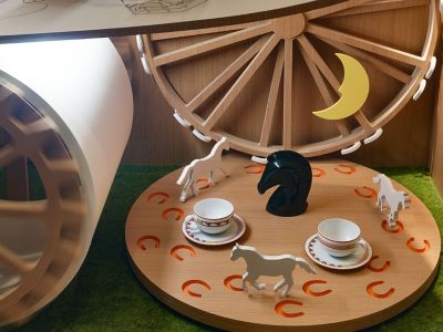 TOWARDS A NEW ARCHITECTURE」 | Hermès - エルメス-公式サイト
