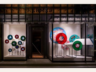 エルメス 象デザイン プレート 赤 サービングプレート 〈赤道直下のスケッチ〉 | Hermès