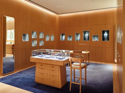 岩田屋本店 リニューアルオープン | Hermès - エルメス-公式サイト