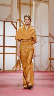 Apple Watch Hermès | Hermès - エルメス-公式サイト