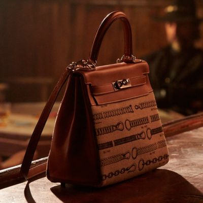 The history of the kelly bag, a Hermès staple