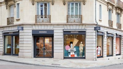 店舗を探す | Hermès - エルメス-公式サイト