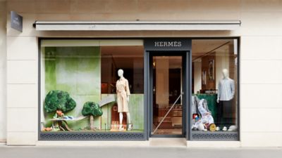 boutique hermes tours