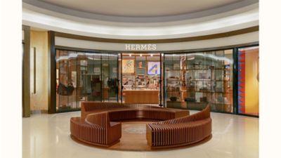 Luminous Halo Boutiques : Hermes Beverly Hills