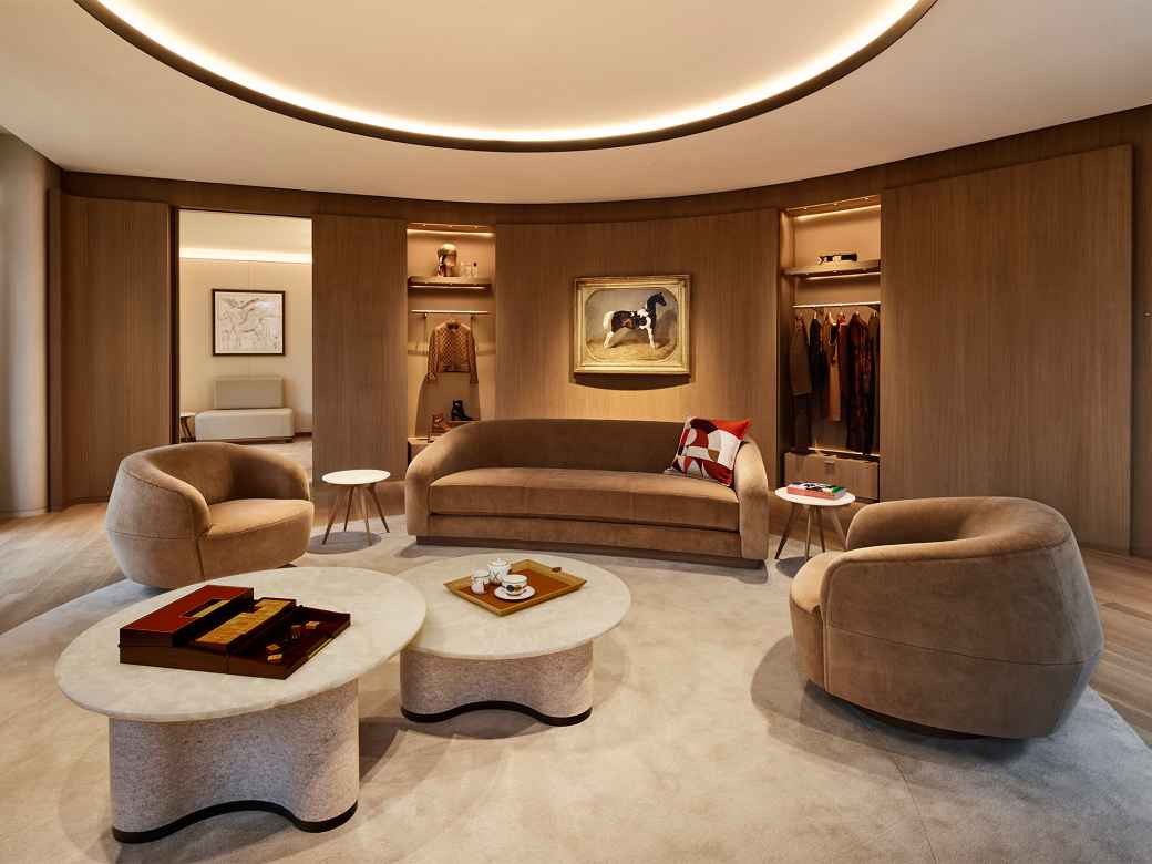 HERMES Boutique in Chicago  #hermes #store #avantgarde …