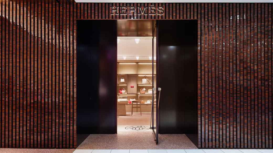 エルメス 伊勢丹新宿店 | Hermès - エルメス-公式サイト