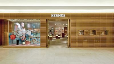 エルメス 阪急うめだ本店 | Hermès - エルメス-公式サイト