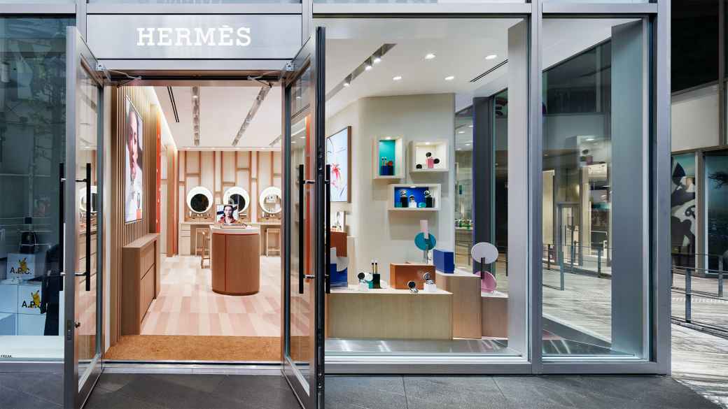エルメス・イン・カラー 渋谷PARCO | Hermès - エルメス-公式サイト