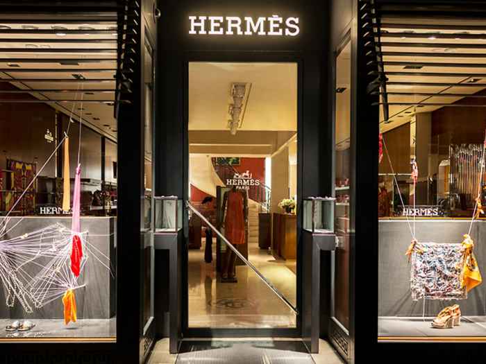 Store page Hermès エルメス公式サイト