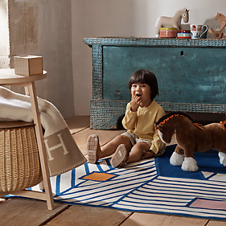 ぬいぐるみ 《エルミー》 PM | Hermès - エルメス-公式サイト