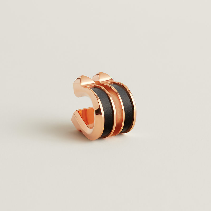 イヤーカフ 《ジョケット》 - ブラック | Hermès - エルメス-公式サイト