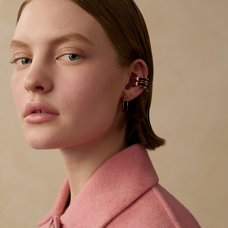 イヤーカフ 《ジョケット》 - ブラック | Hermès - エルメス-公式サイト