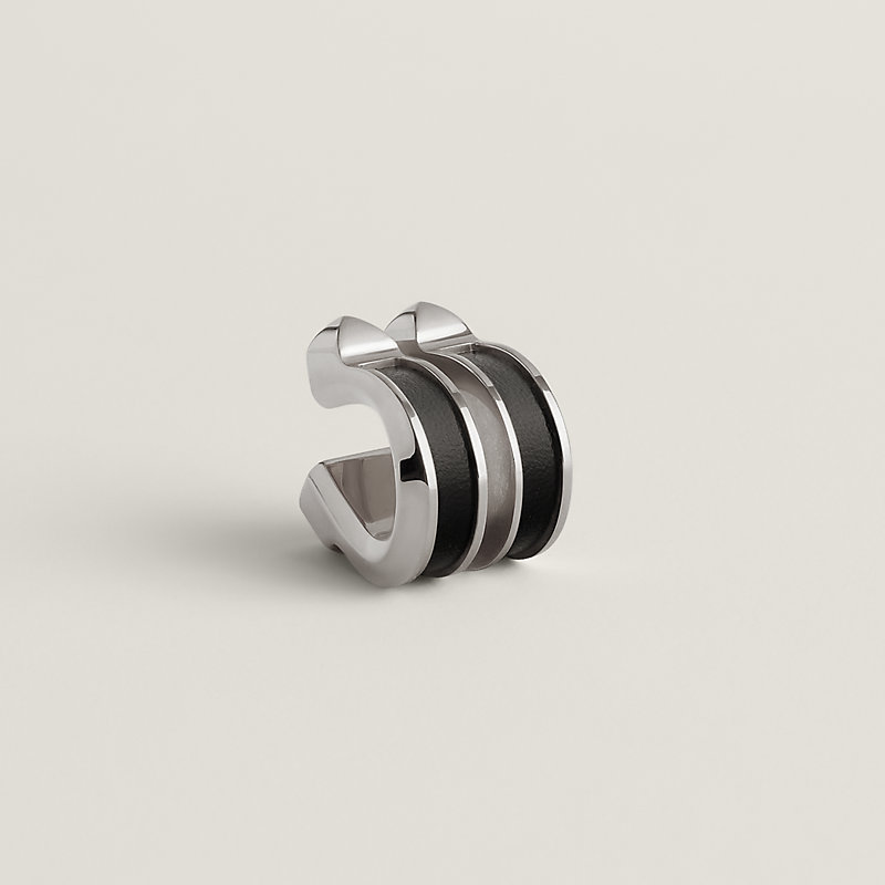 イヤーカフ 《ジョケット》 - ブラック | Hermès - エルメス-公式サイト