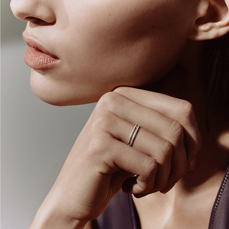 ウェディングリング 《アリアンヌ》 PM | Hermès - エルメス-公式サイト 