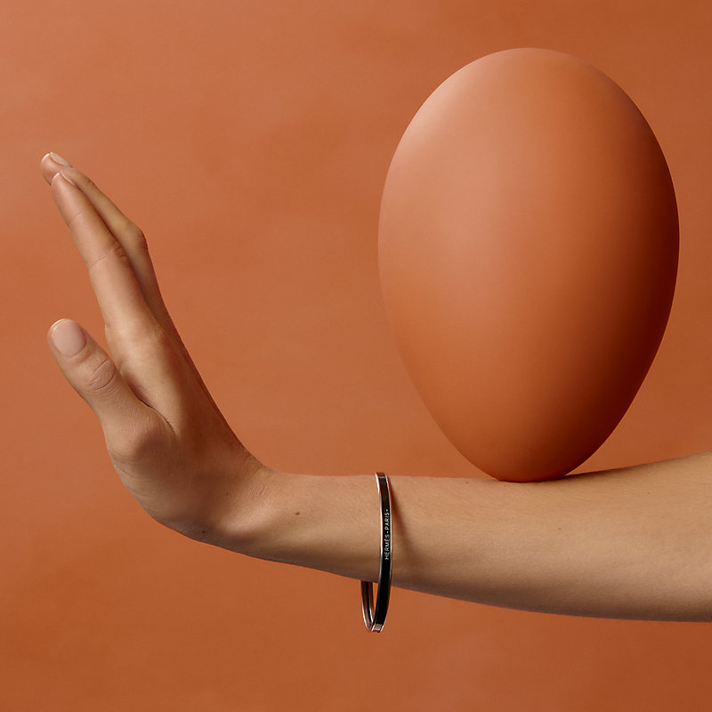 エナメルブレスレット 《ユニ》 | Hermès - エルメス-公式サイト 