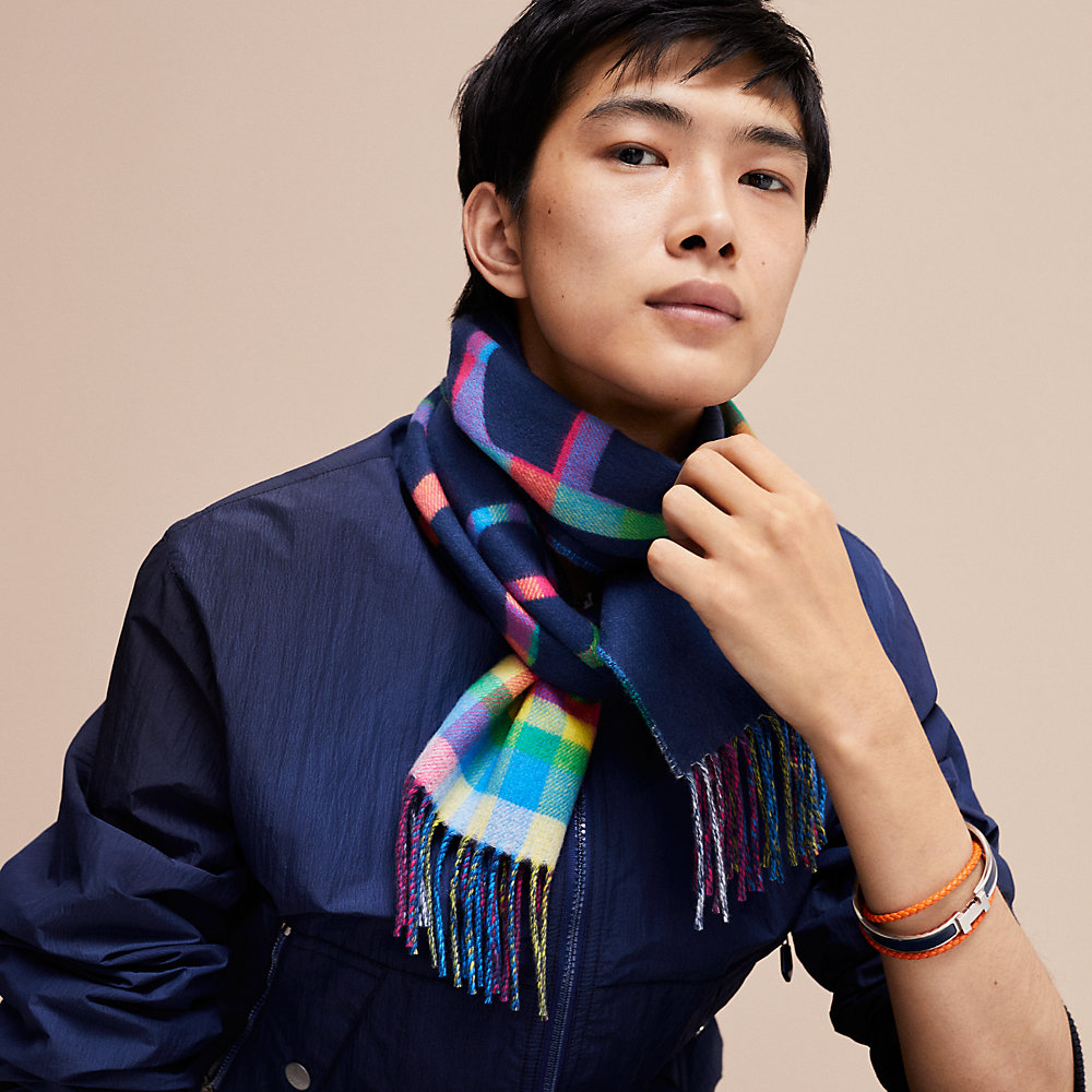 エルメスマフラー《タータン・マイヨン》 聞き辛い 