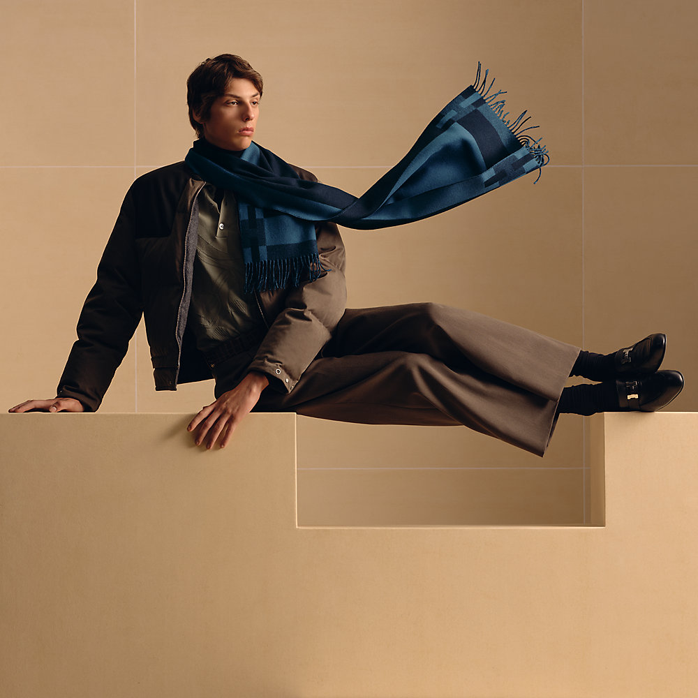 カシミヤマフラー 40×170 cm 《Hパッサン》 | Hermès - エルメス-公式  