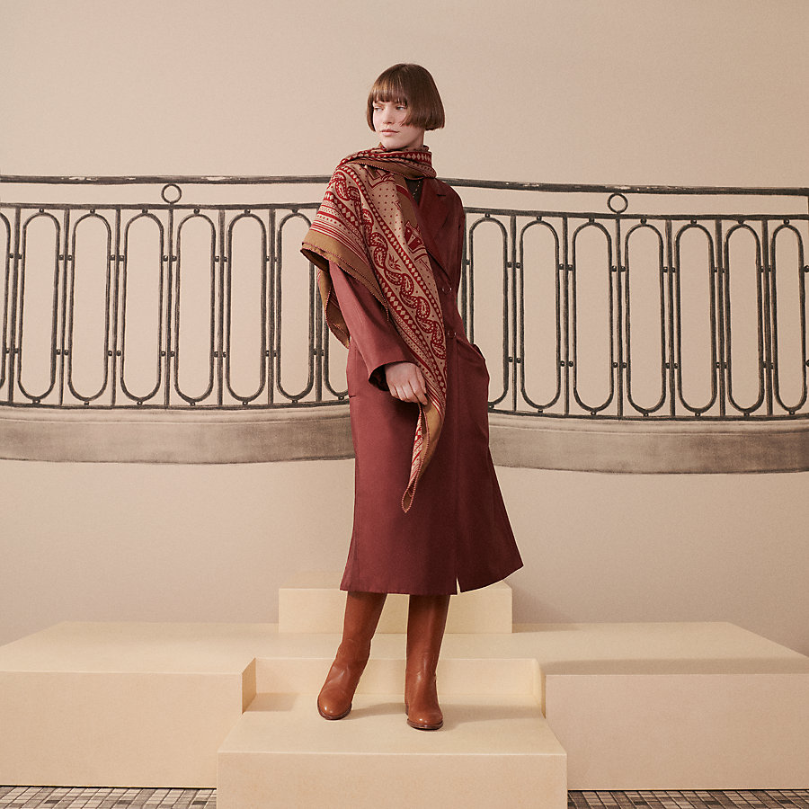 未使用 エルメス HERMES スカーフ カレ140 Couvertures et Tenues de  