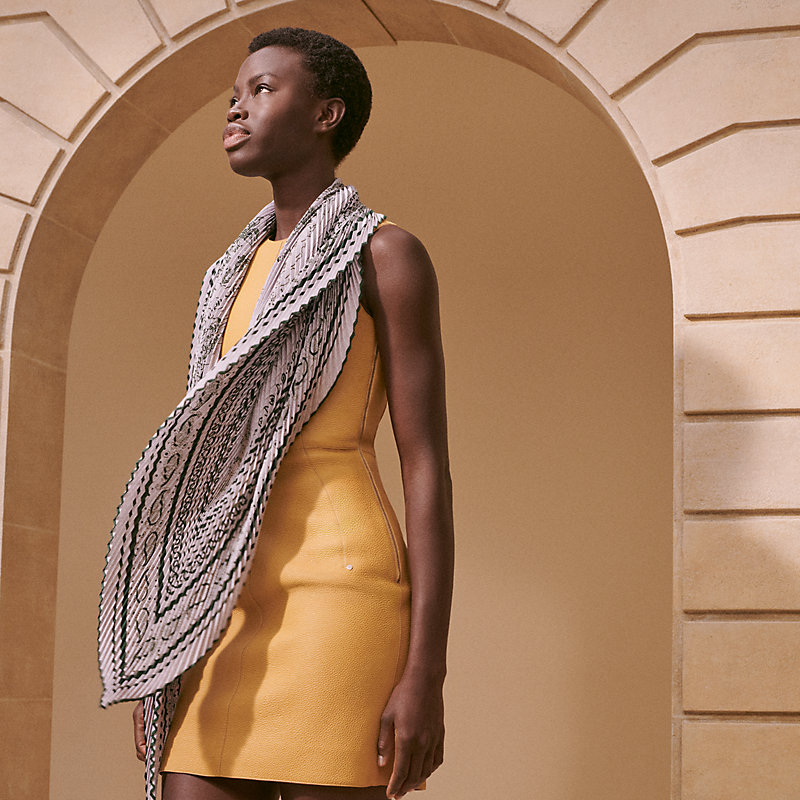 エルメス カレジェアン140 スカーフ 船乗りのタトゥーバンダナ  