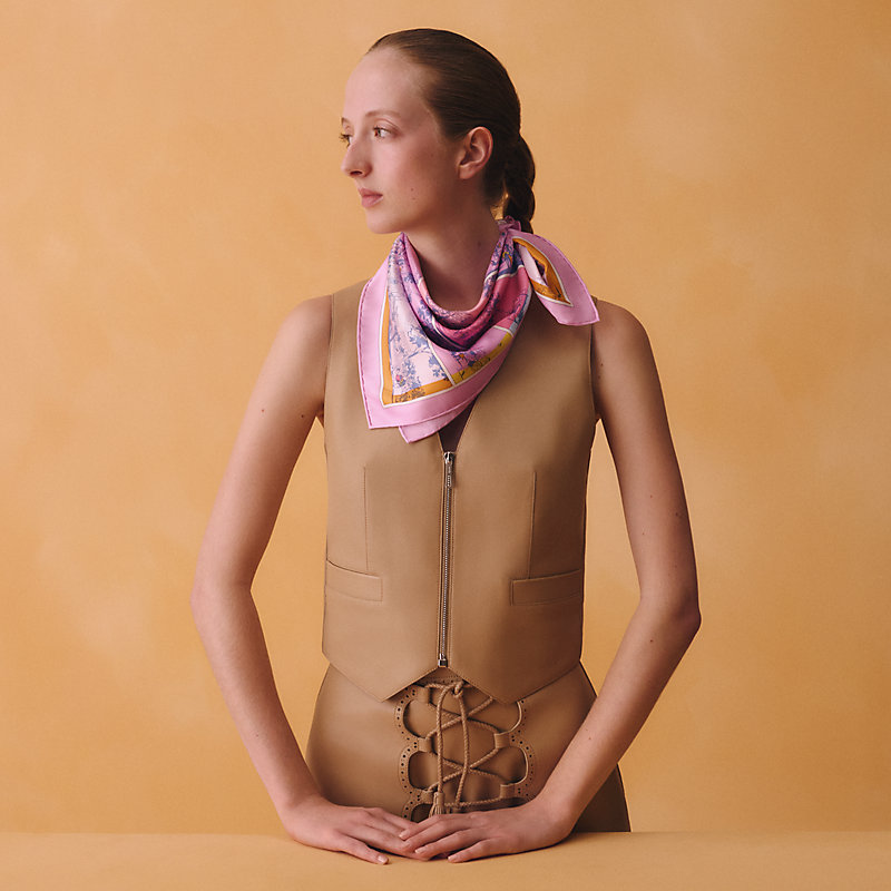 カレ 70 《ブールヴァールの陰から》 | Hermès - エルメス-公式サイト