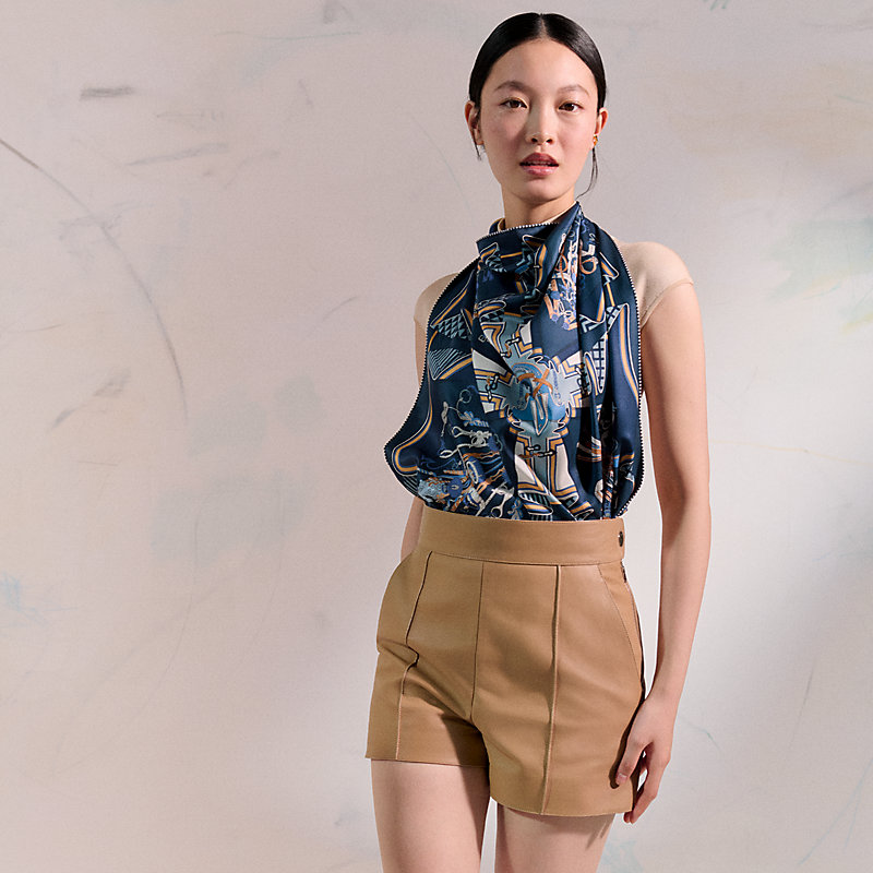 カレ 70 《鞍職人の花束》 - ブルー | Hermès - エルメス-公式サイト 