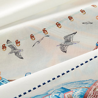 カレ 80 コットン 《ボード・ア・ボード》 | Hermès - エルメス-公式サイト