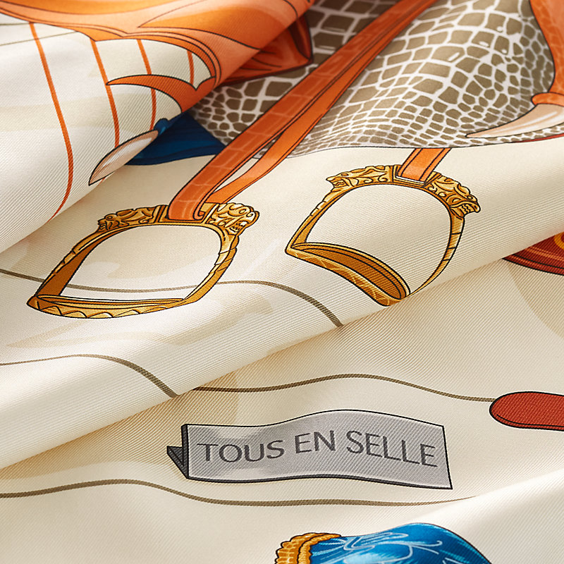 カレ 90 《すべては鞍の中に》 - オレンジ | Hermès - エルメス-公式サイト