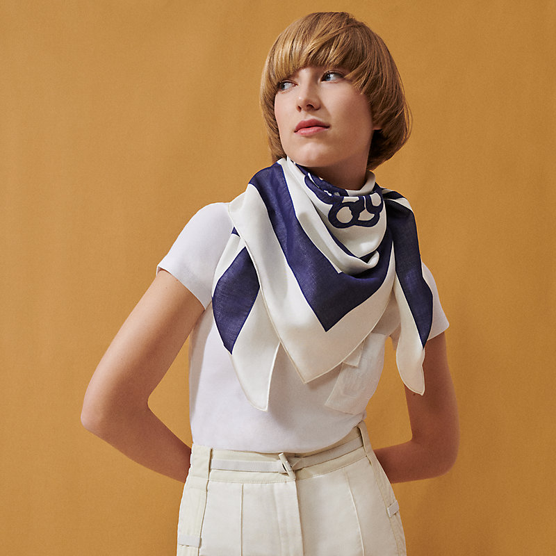 カレ 90 《ブリッド・ドゥ・ガラ・タトゥー・コットン》 - ブルー  