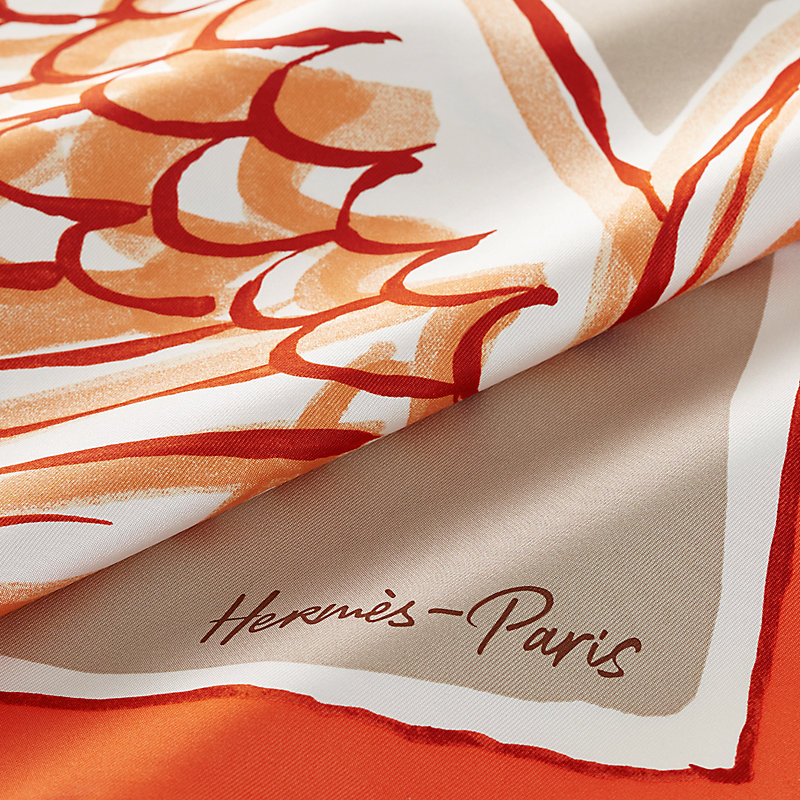 カレ 90 《ペガサスのように自由に》 | Hermès - エルメス-公式サイト 