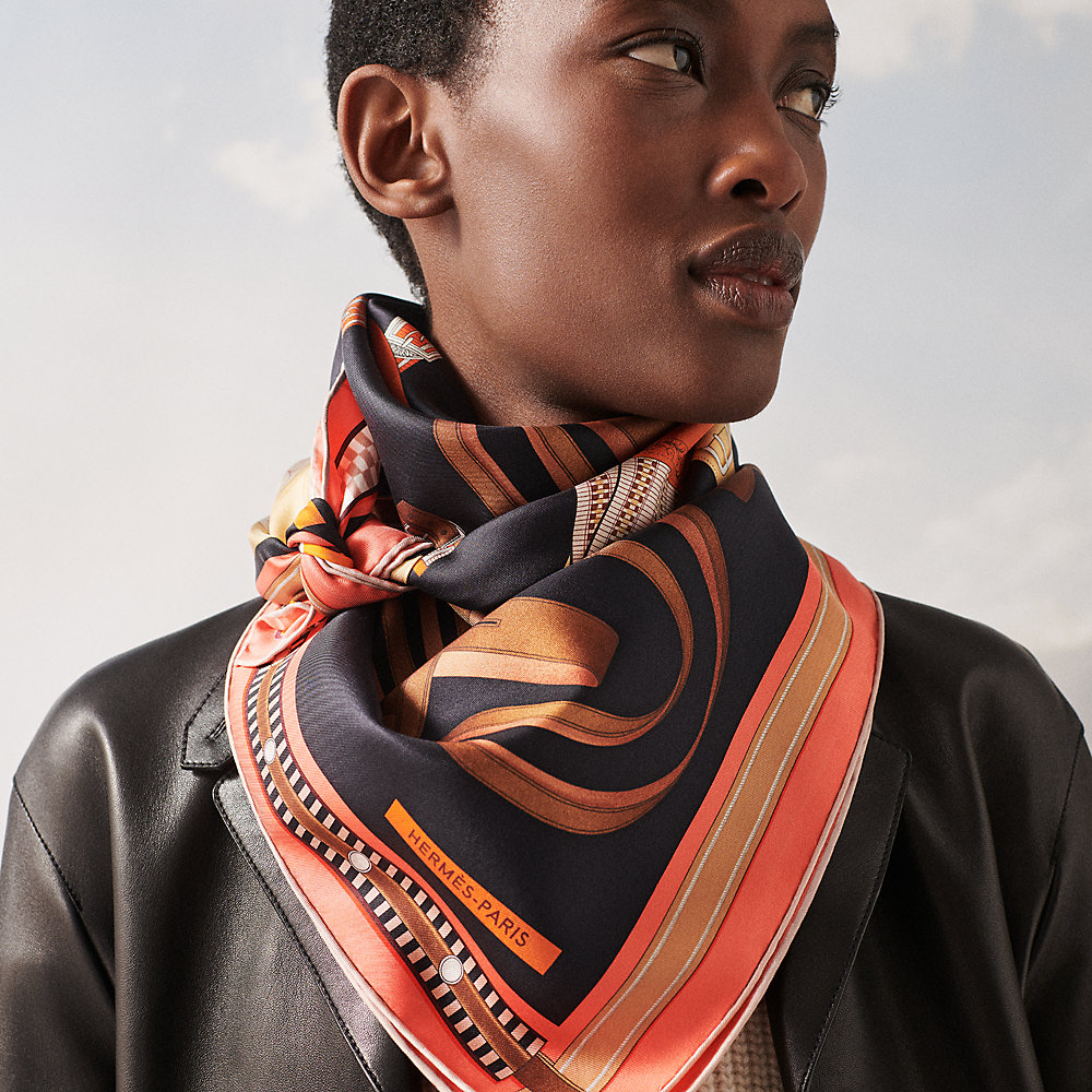 カレ 90 《レトル・エケストル》 | Hermès - エルメス-公式サイト