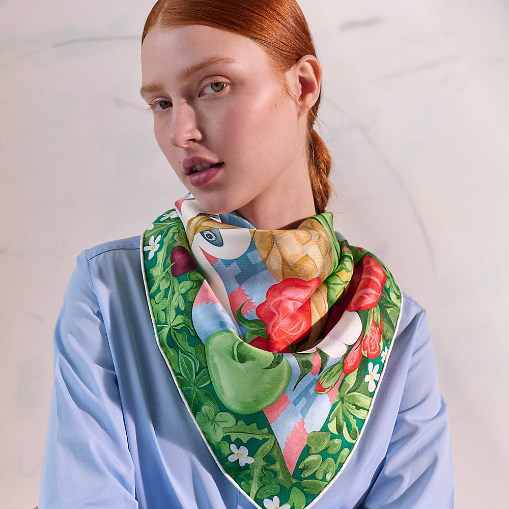 カレ 90 《草上のカレ》 - グリーン | Hermès - エルメス-公式サイト 