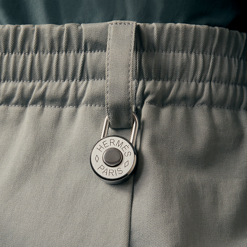 キーホルダー 《クルー・ド・セル》 | Hermès - エルメス-公式サイト