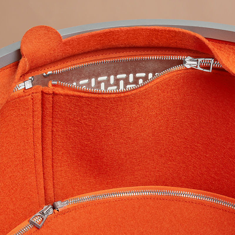 サドルボックス 《カルーセル》 ミニ | Hermès - エルメス-公式サイト 